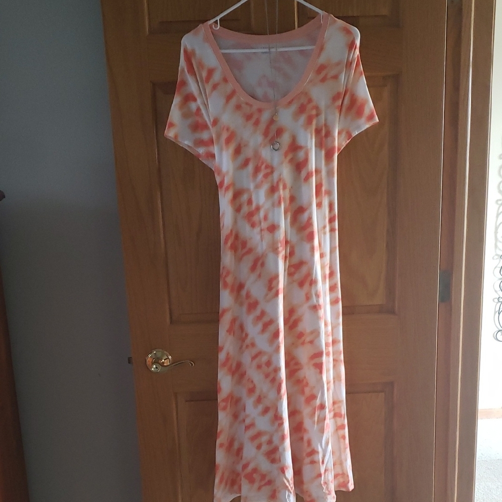 LAST CHANCE! Land's End Tie-Dye Midi Dress